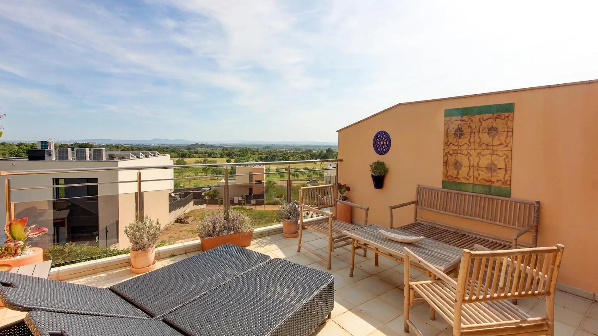 Duplex Apartment In Palau-Saverdera
