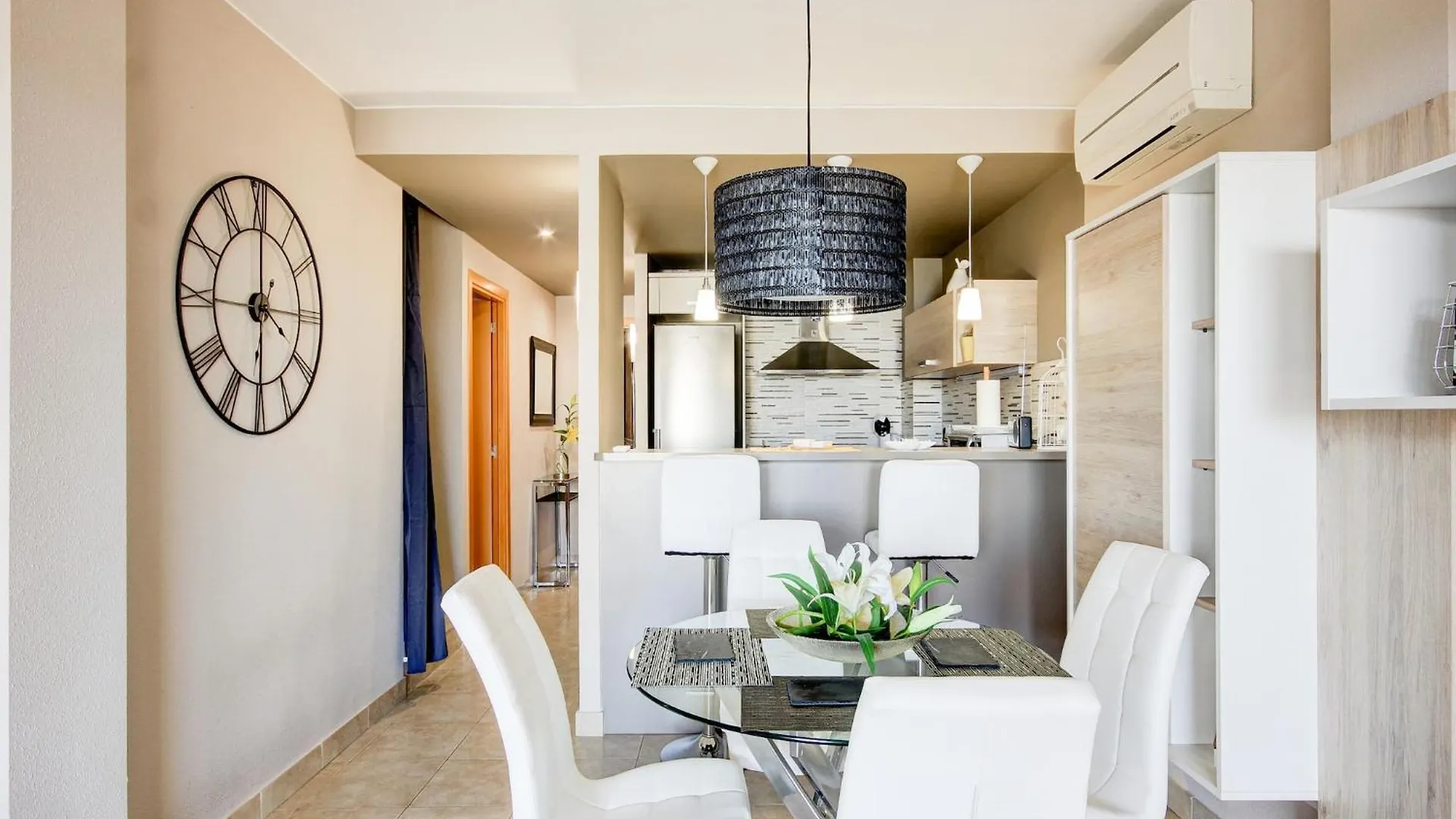 Duplex Apartment In Palau-Saverdera